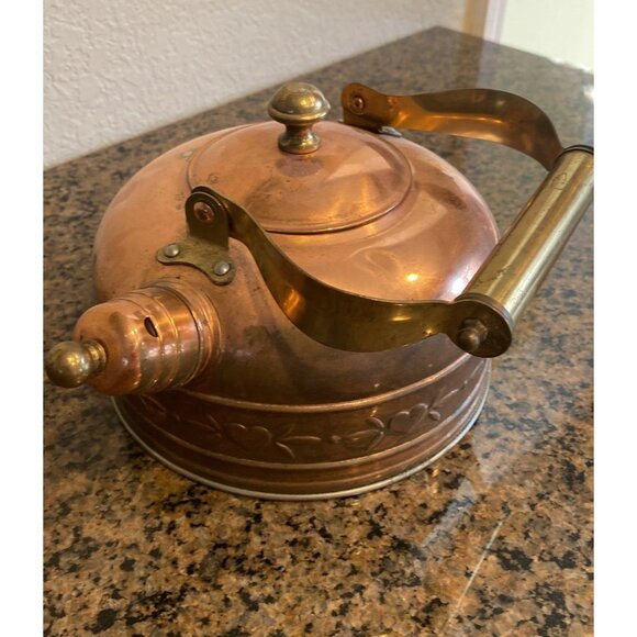 Vintage Antique Heart Pattern 7" Copper Teapot Kettle with Lid - Picture 2 of 12